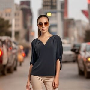 Women’s Top OLD NAVY Black Loose Fit Blouse Long Sleeve Shirt V-neckline Top